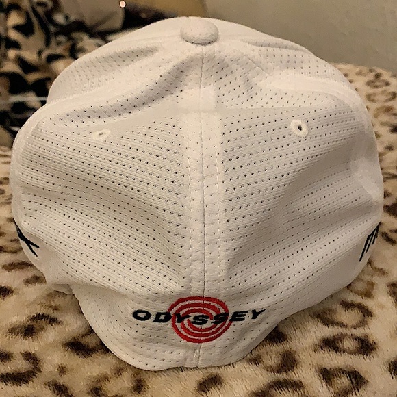 BRAND NEW WOMENS WHITE CALLAWAY HAT - Picture 3 of 5